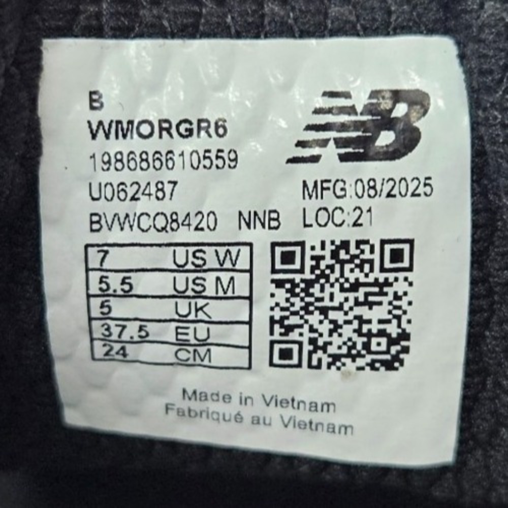 New Balance Fresh Foam X More v6 Running Shoes WMORGR6 Black White Women Size 7 - Picture 8 of 9